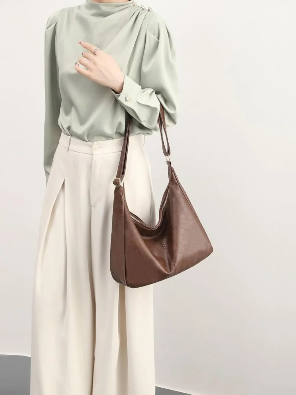 Stylish Foldable Hobo Bag for Women - Versatile Shoulder & Crossbody Purse